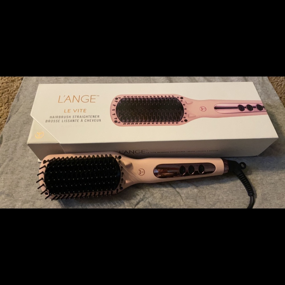Lange Le Vite straightening brush